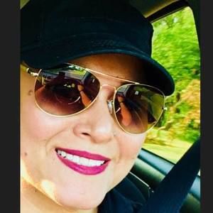 Meet your Posher, Vicky